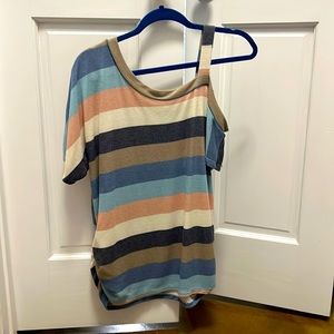 🔥Lulus Staccato striped shirt🔥